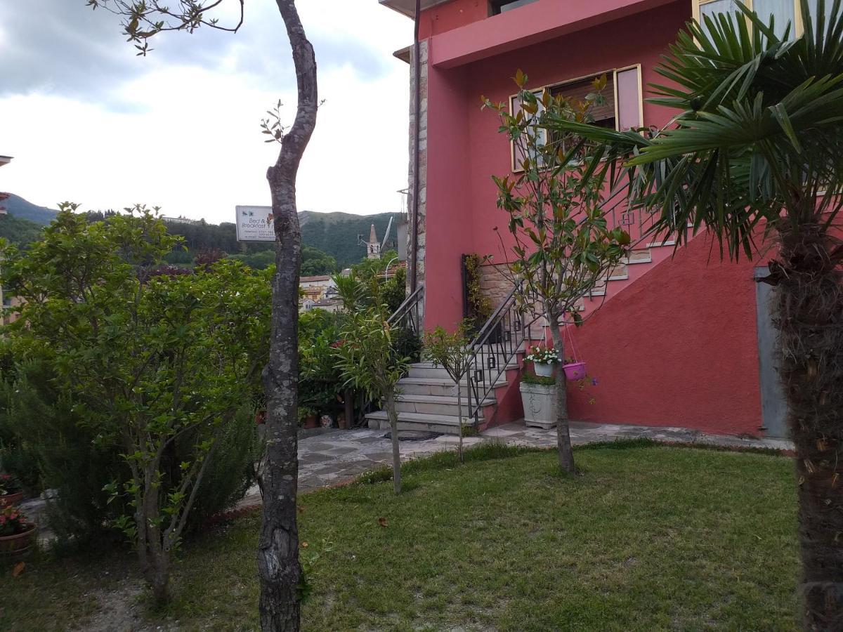 Bed & Breakfast La Rosa Rossa Cagli Eksteriør bilde